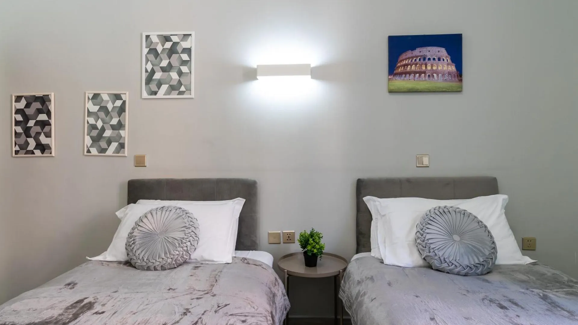 Leoni Di Giada Guesthouse - Close To Central Station Roma Alojamento de Acomodação e Pequeno-almoço