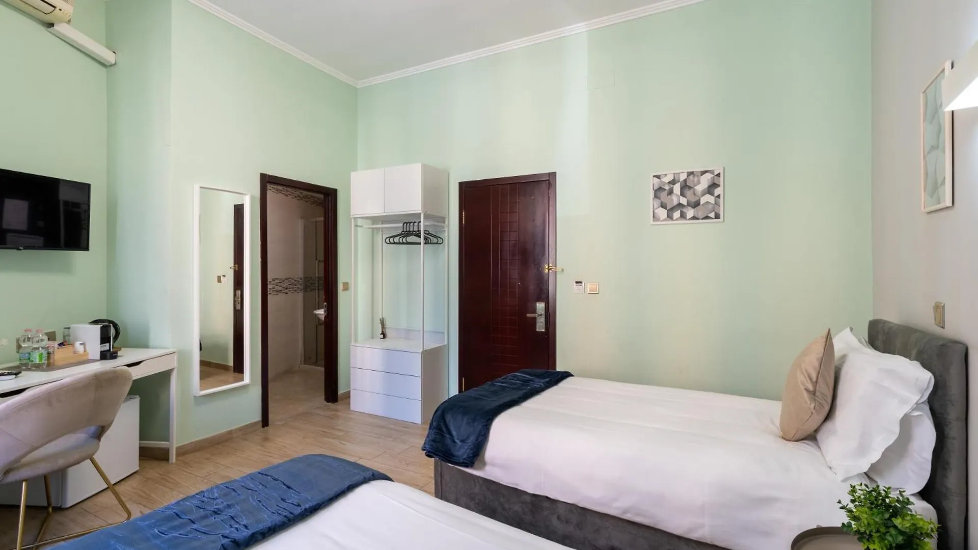 Alojamento de Acomodação e Pequeno-almoço Leoni Di Giada Guesthouse - Close To Central Station Roma