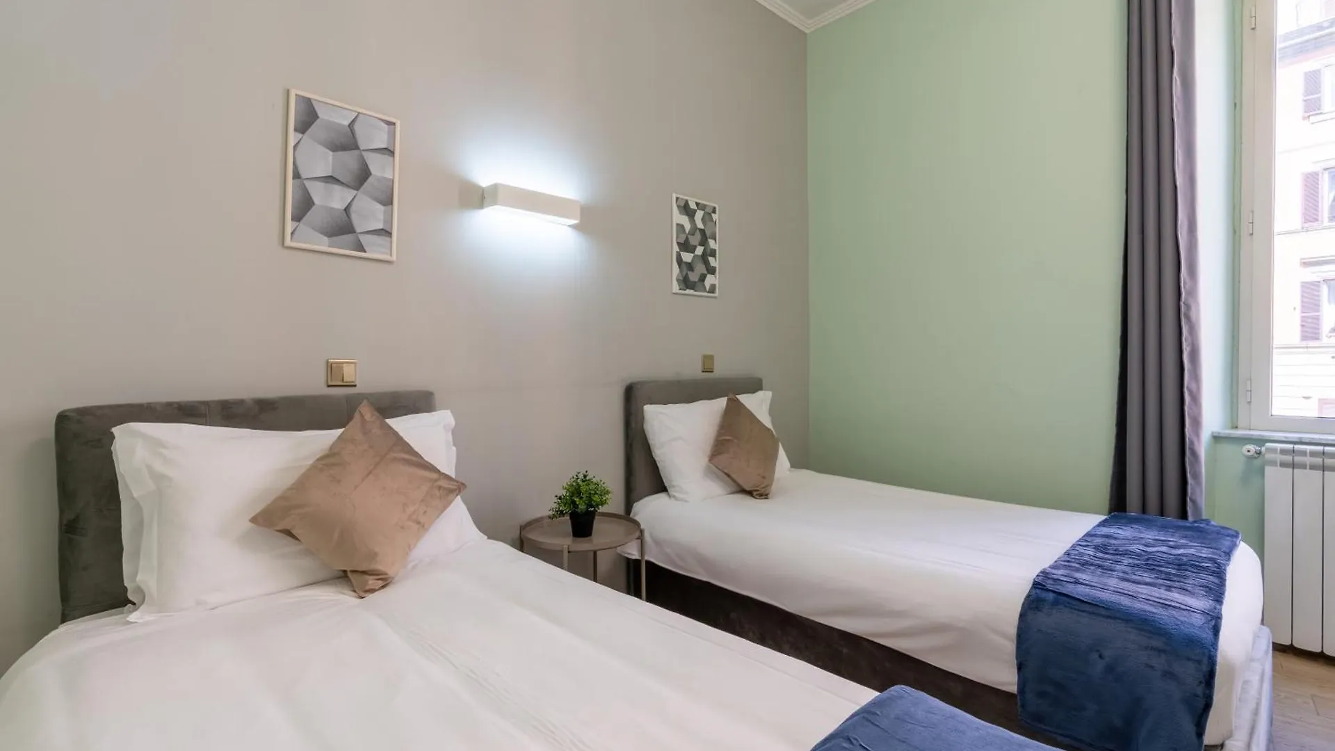 Leoni Di Giada Guesthouse - Close To Central Station Roma