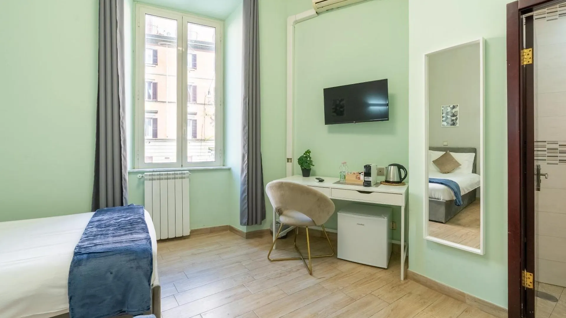 Alojamento de Acomodação e Pequeno-almoço Leoni Di Giada Guesthouse - Close To Central Station Roma