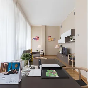 Hemeras Boutique Homes - Design Near Duomo Cathedral Itália