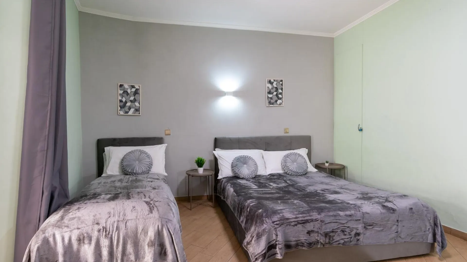 Couette-café Leoni Di Giada Guesthouse - Close To Central Station Rome
