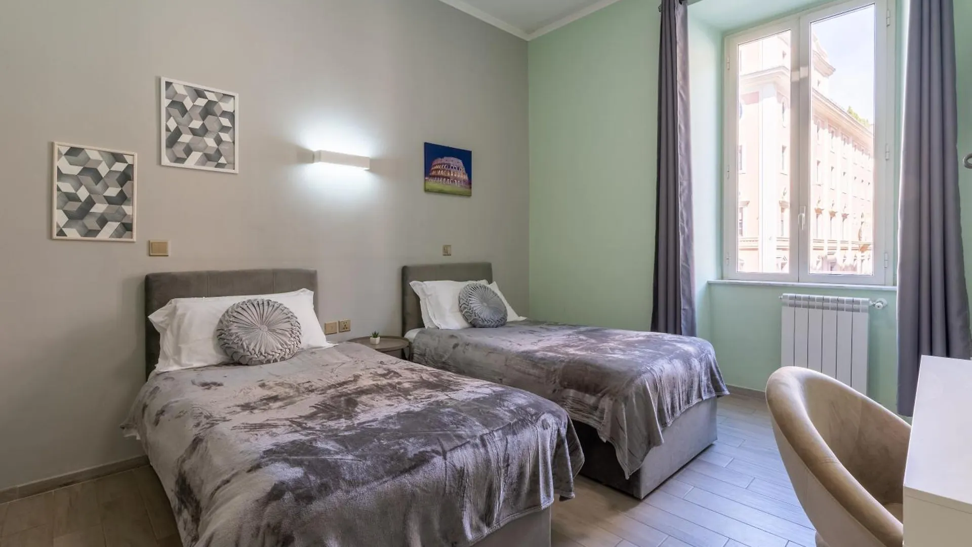 *** Couette-café Leoni Di Giada Guesthouse - Close To Central Station Rome Italie