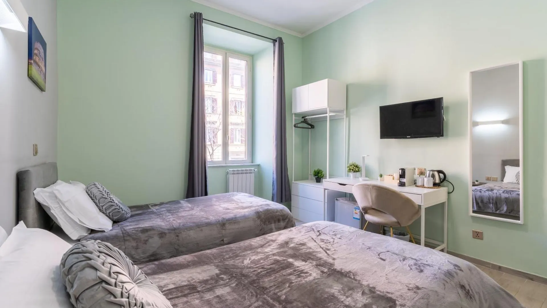 Couette-café Leoni Di Giada Guesthouse - Close To Central Station Rome