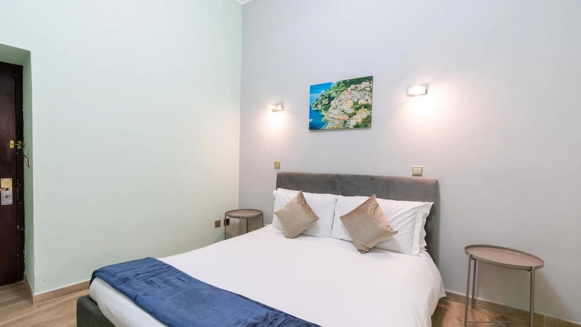 Leoni Di Giada Guesthouse - Close To Central Station Rome