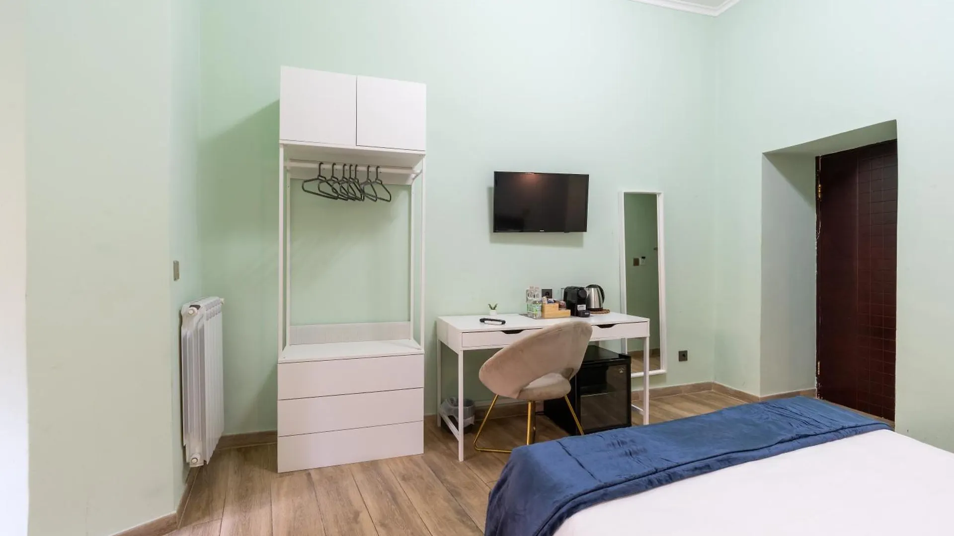 Alojamento de Acomodação e Pequeno-almoço Leoni Di Giada Guesthouse - Close To Central Station Roma
